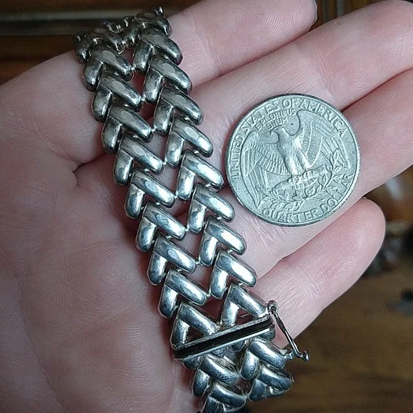 Vintage leaf or vine or leaves style bracelet sterling silver 925
